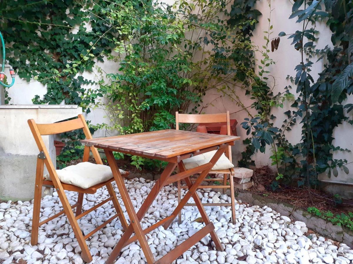 Ferienwohnung Casa Galante Ostia Centro Exterior foto